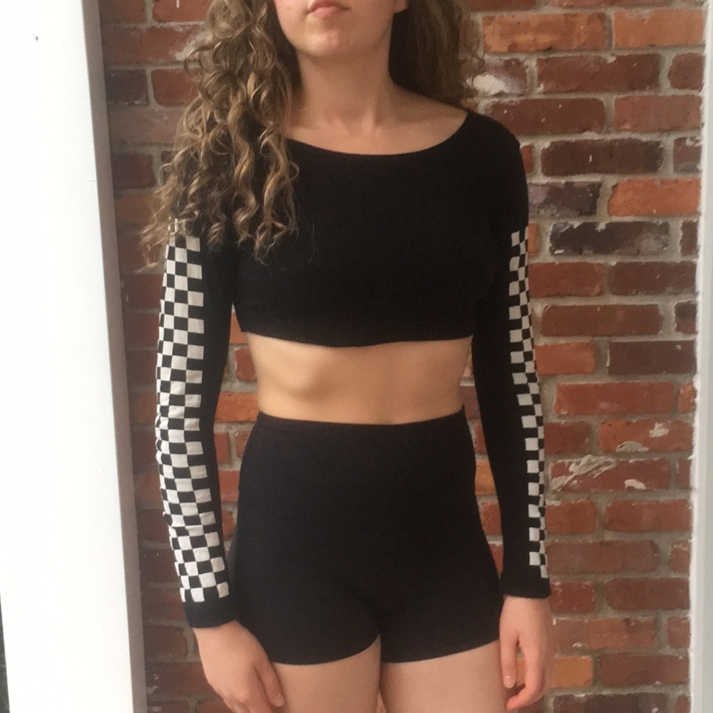 Crop top